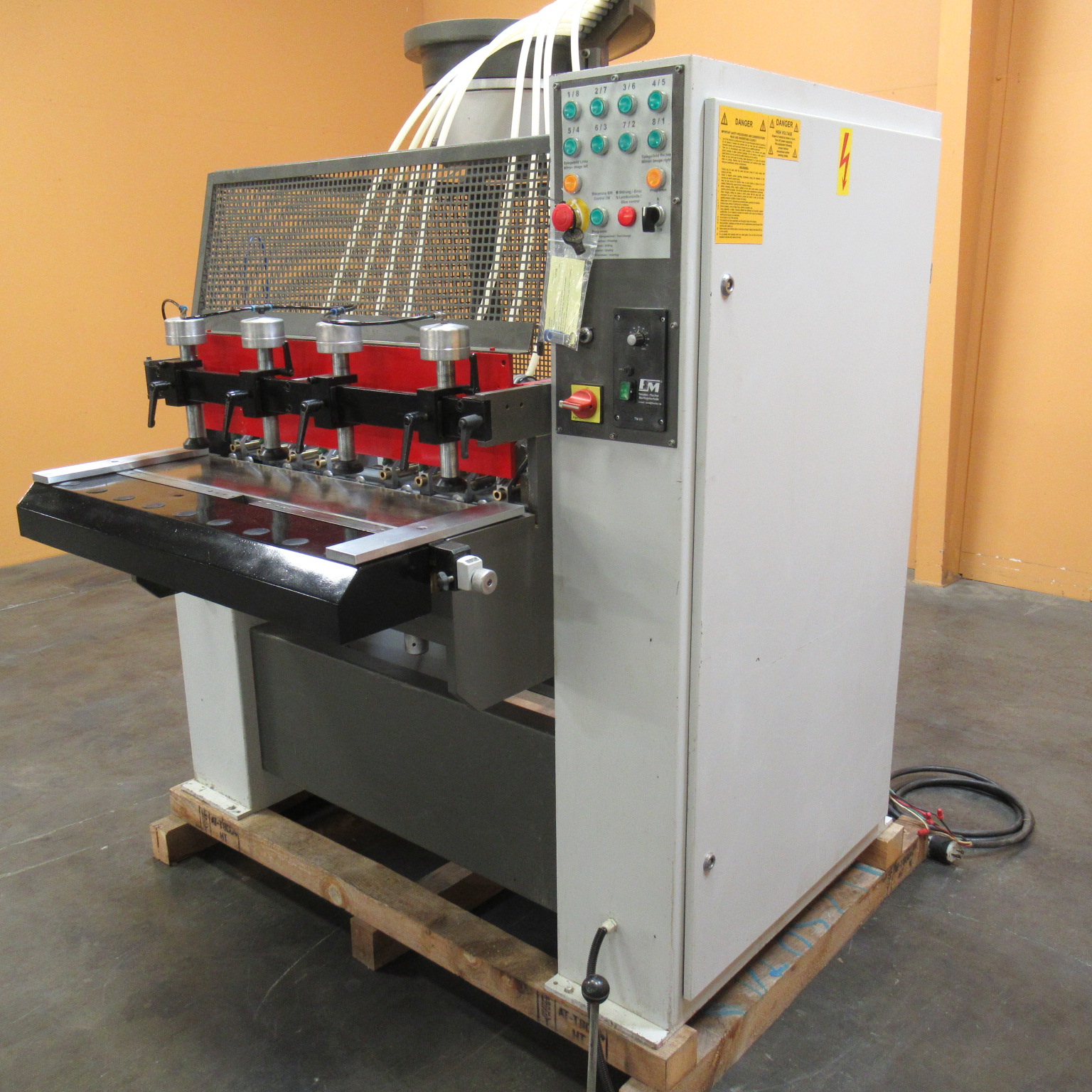 GANNOMAT ELITE 25 BORE/GLUE/DOWEL MACHINE